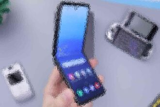 Future Changes Shape: Express Yourself with Galaxy Z Flip - t13 1